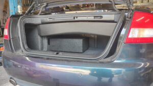 Audi A4 B6 Cabrio Audiotec Fischer Match Subwoofer