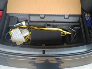 Skoda Octavia Sound Subwoofer und Ladekabeln