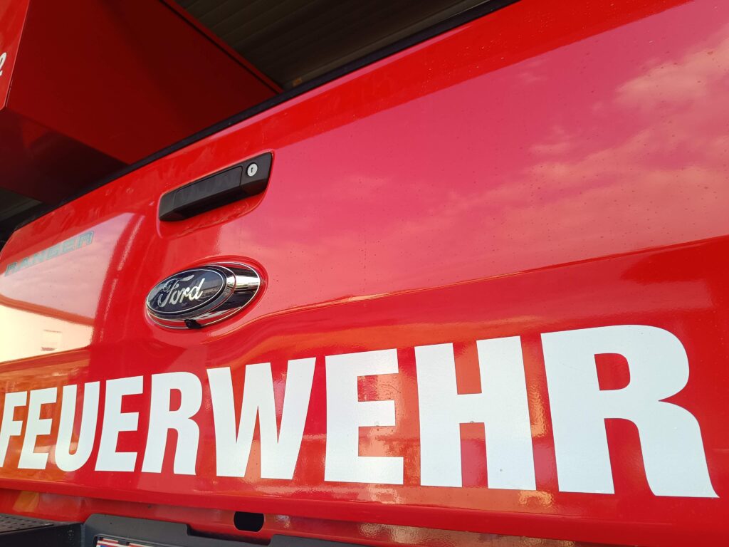 Ampire Rückfahrkamera Ford Ranger Feuerwehr