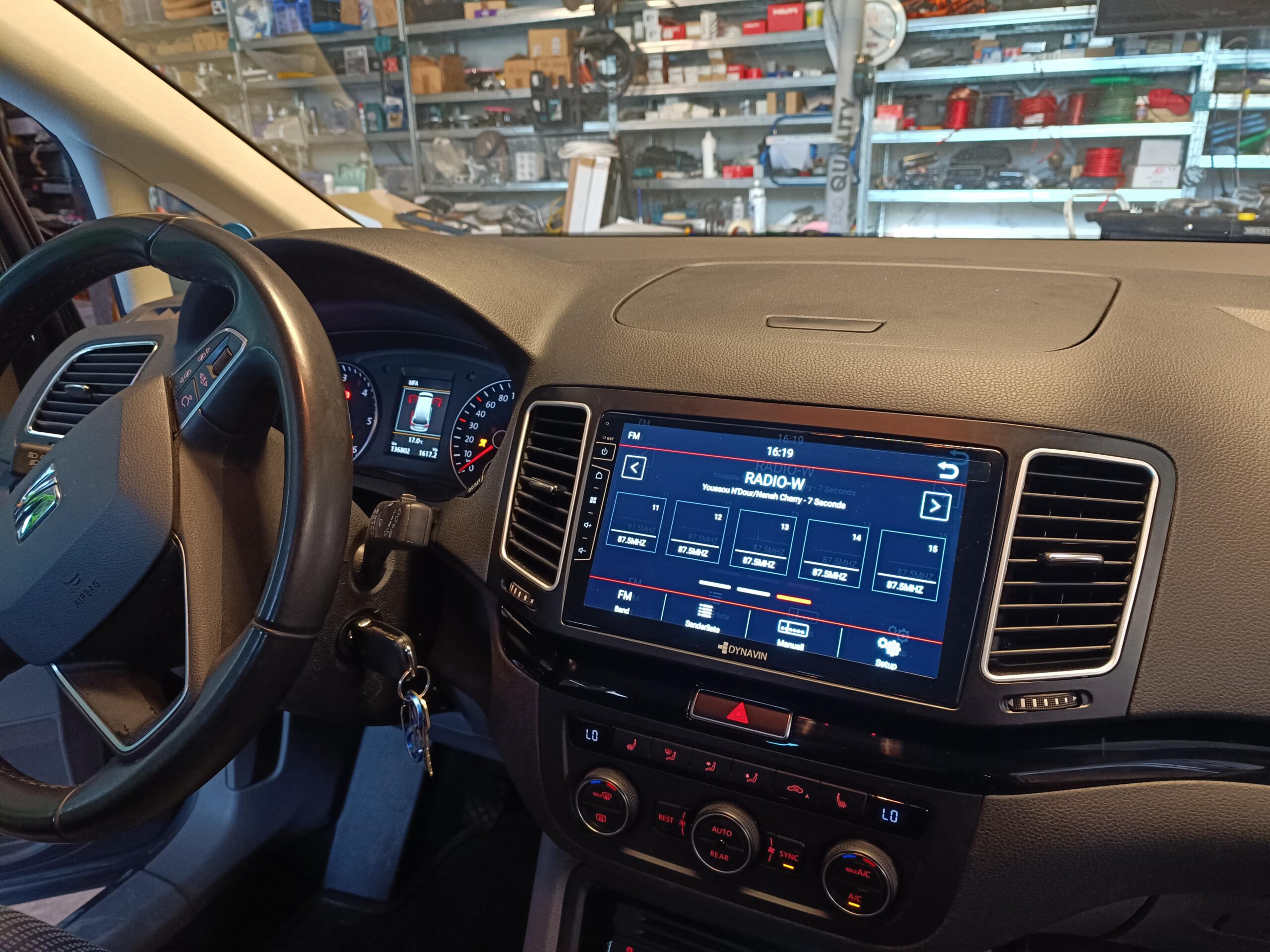 Seat Alhambra Radio Dynavin DAB