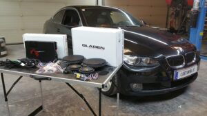 BMW E92 Soundsystem Gladen Subwoofer Übersicht