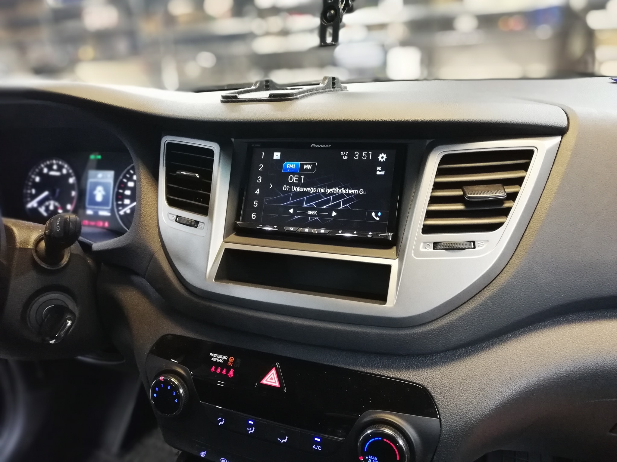 Hyundai Tucson Radio Pioneer Navigation