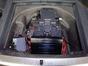 Audi A4 Subwoofer Radioupgrade Verstärker Doppelboden