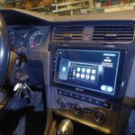 VW Golf 7 Dynavin Radio