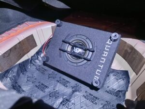 Alfa 159 Einbau QXB Subwoofer