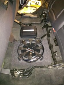 Hummer H2 Autoradio Multimedia Subwoofer