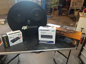 BMW E36 Soundsystem Reserverad Subwoofer